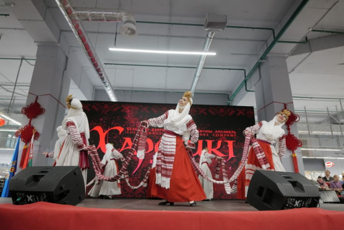 Ансамбль &laquo;Хорошки&raquo; принял участие в фестивале &laquo;Благодатный конь приносит счастье&raquo; и концерте &laquo;Веселый Праздник Весны&raquo;